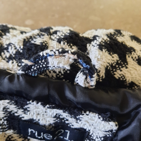 Wool Blend Oversized Houndstooth Coat Jacket Size Med Black White Rue 21 - Picture 14 of 16
